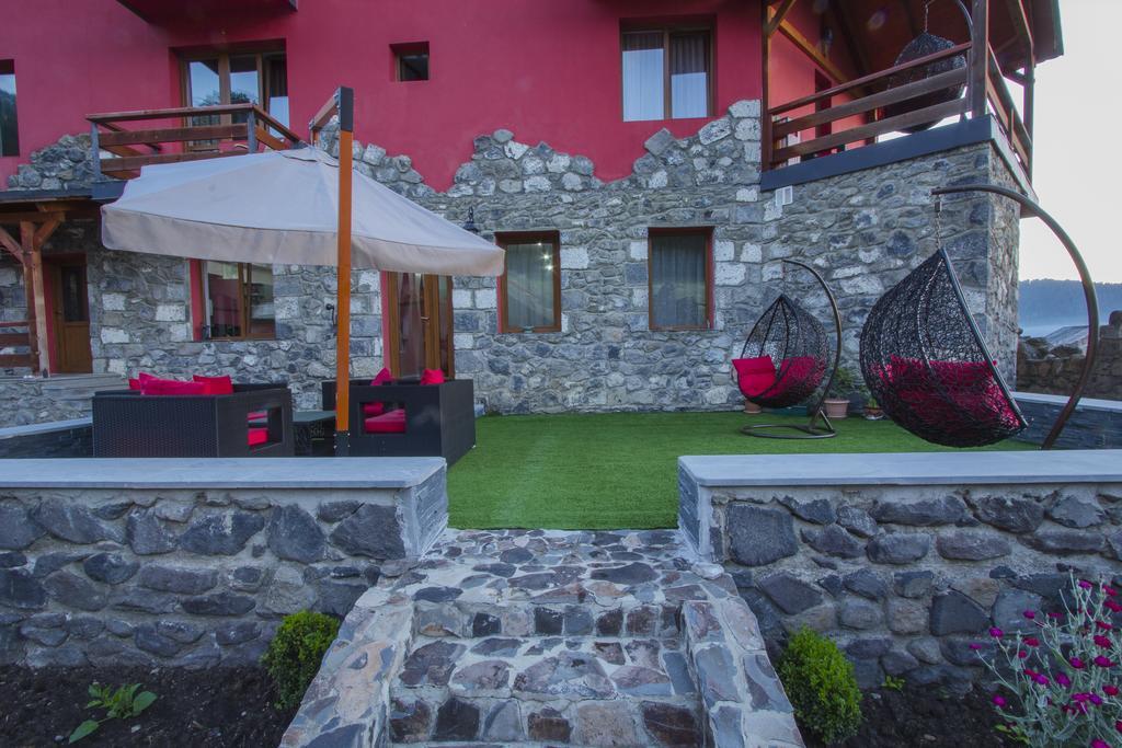 Hotel Red House à Bakouriani Extérieur photo